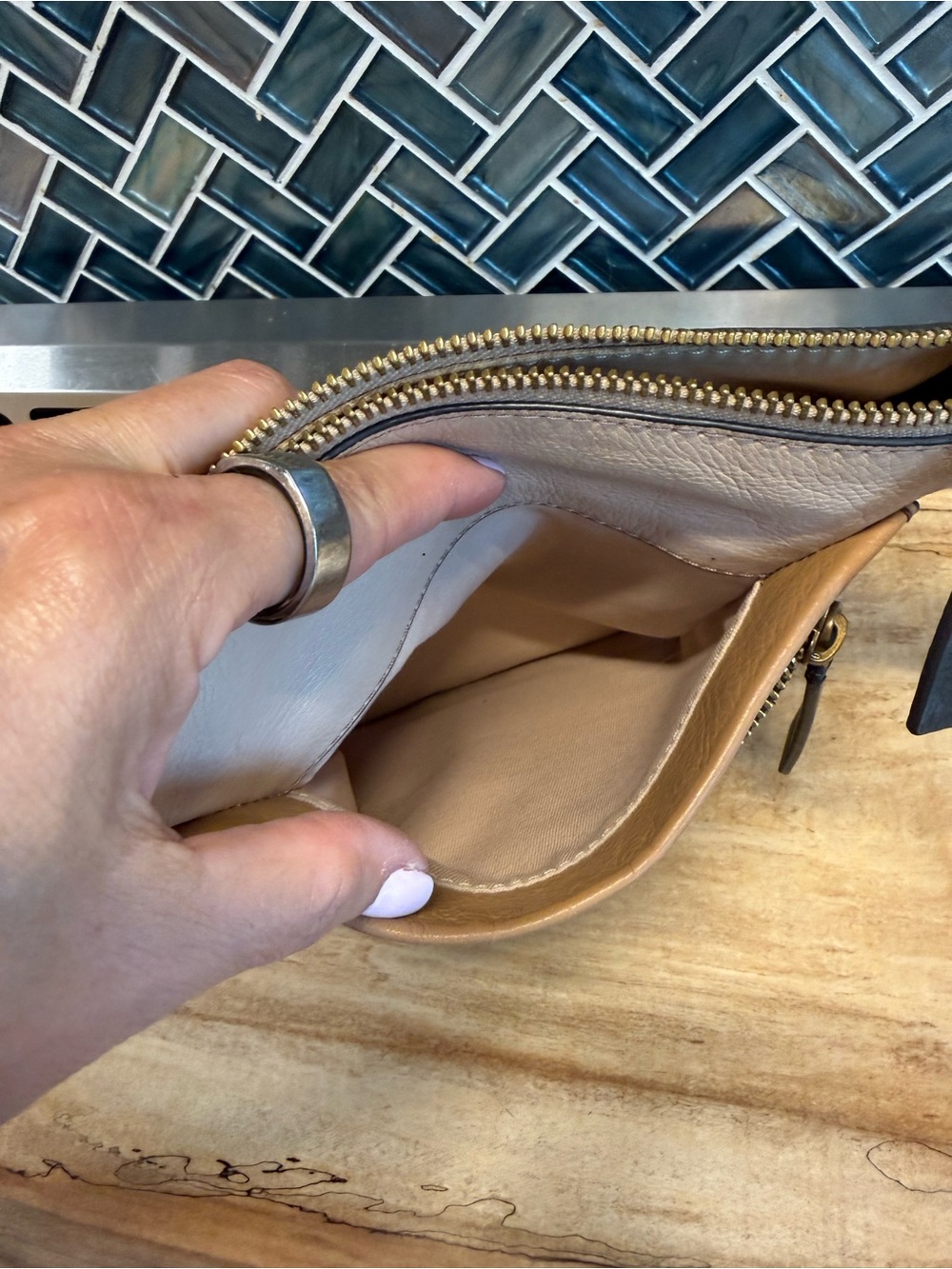 Fossil Two-Tone Tan and Cream Leather Crossbody with Black Strap - Picture 6 of 9